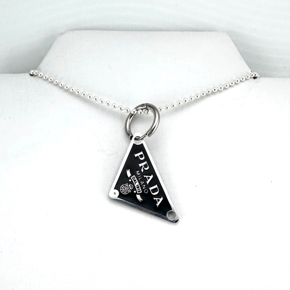 Prada charm w/bonus. Black. AUTHENTIC. - Picture 1 of 8